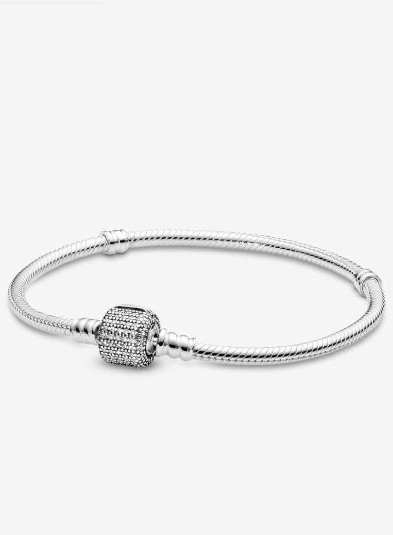Brazalete Pandora Moments con Broche de Pavé Brillante