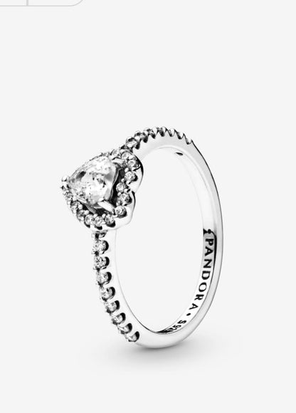 Anillo Pandora Corazón Brillante
